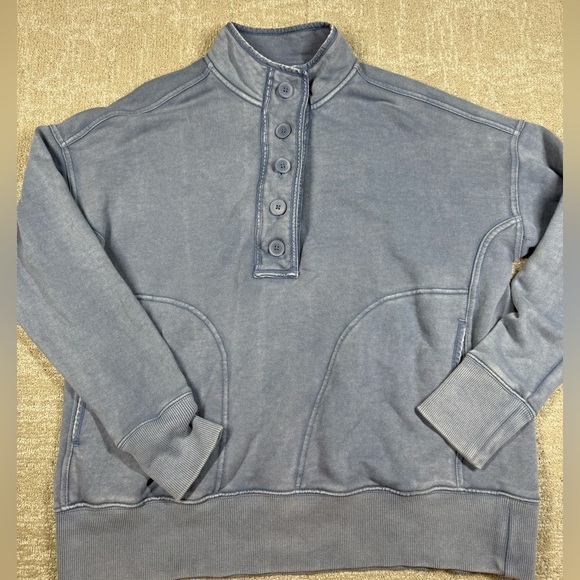 Aerie Button Down Pop over Long Sleeve Casual Boho Oversized Sweatshirt Size XS - Picture 1 of 7